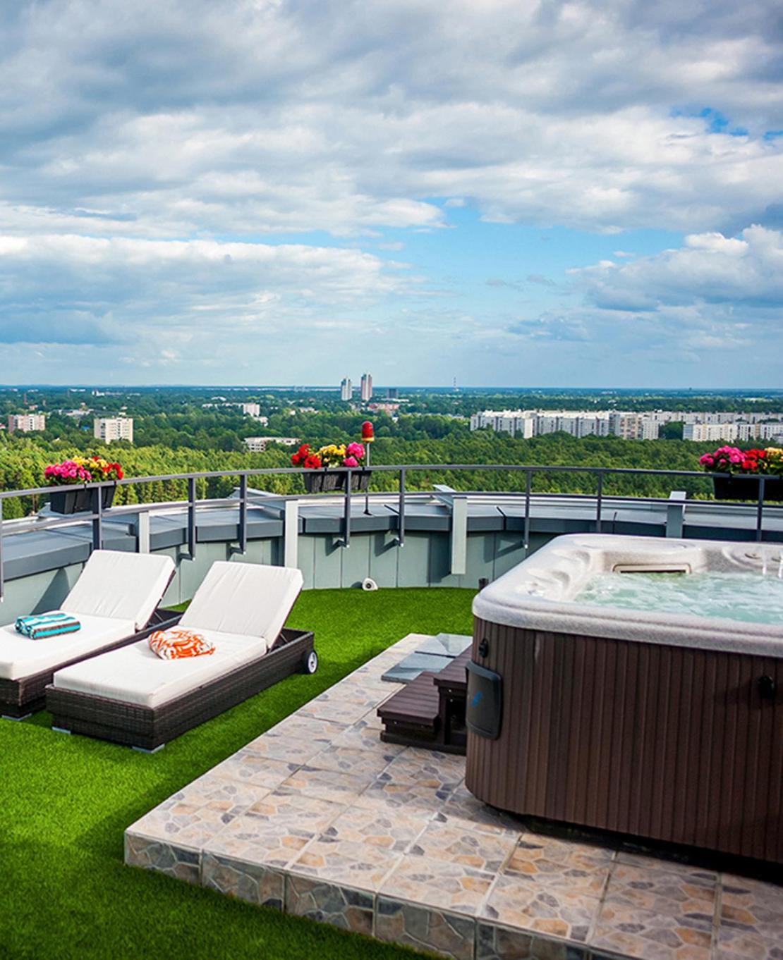 Skyhouse Private Penthouse And *